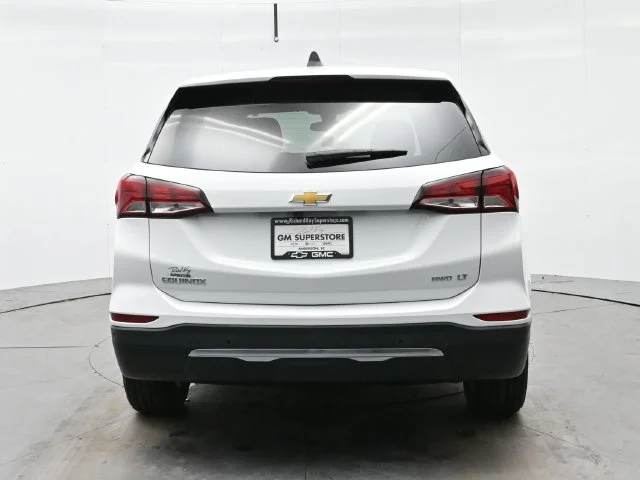 Used 2024 Summit White Chevrolet LT image 6