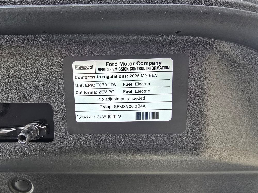 Used 2025 Black Ford Premium image 30