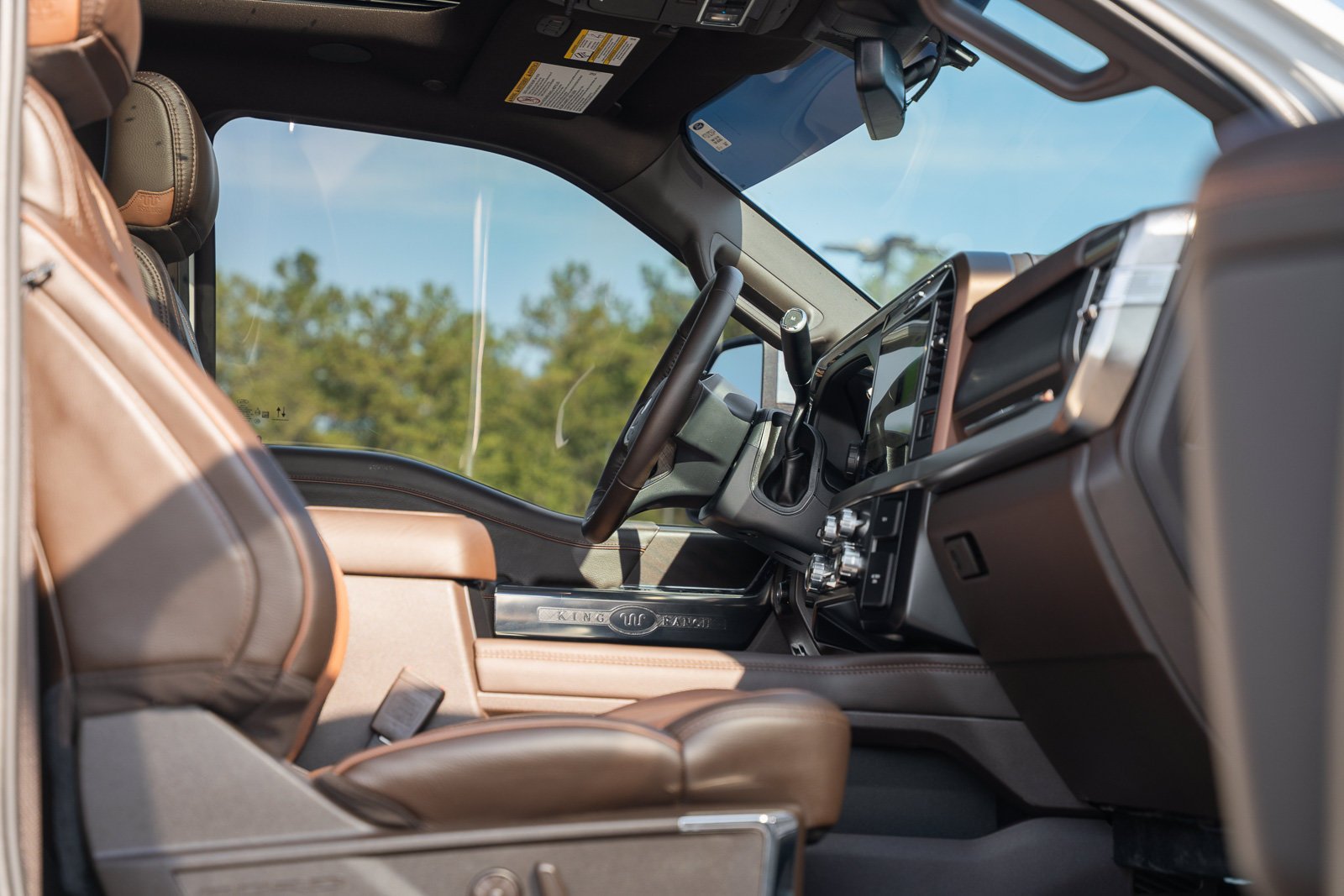Used 2025 White Ford King Ranch image 17