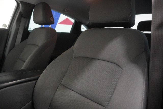 Used 2023  Chevrolet LT image 17