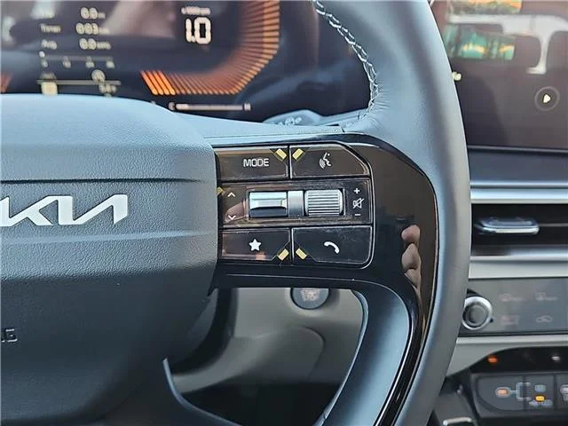 New 2026 Midnight Lake . KIA S Front-Wheel Drive image 18