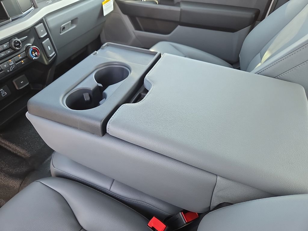 New 2026 Oxford White Ford F-350® XL image 25