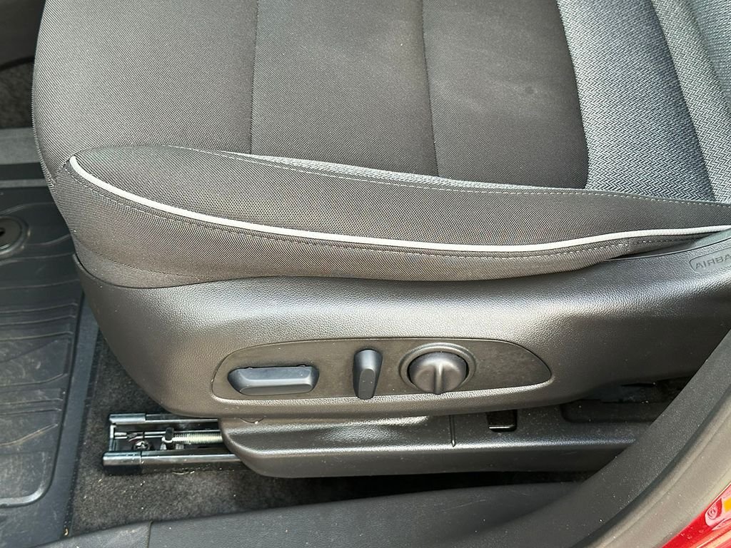 Used 2025 Red Chevrolet LT image 24
