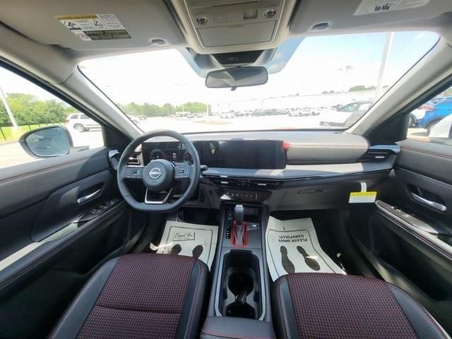 2025 Nissan Kicks SR - Photo 14