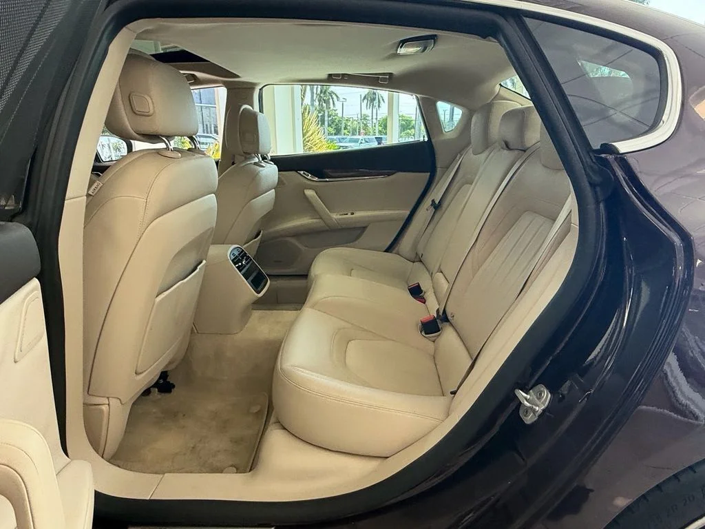 Used 2017 Red Maserati S image 9