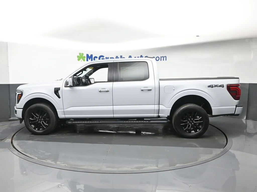 Certified Used 2025 White Ford Lariat image 24