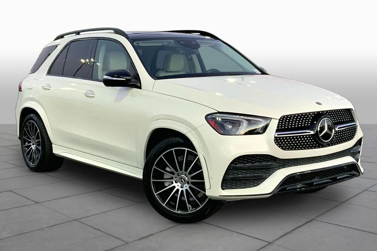 Used 2021 designo Diamond White Bright Mercedes-Benz GLE 350 image 3