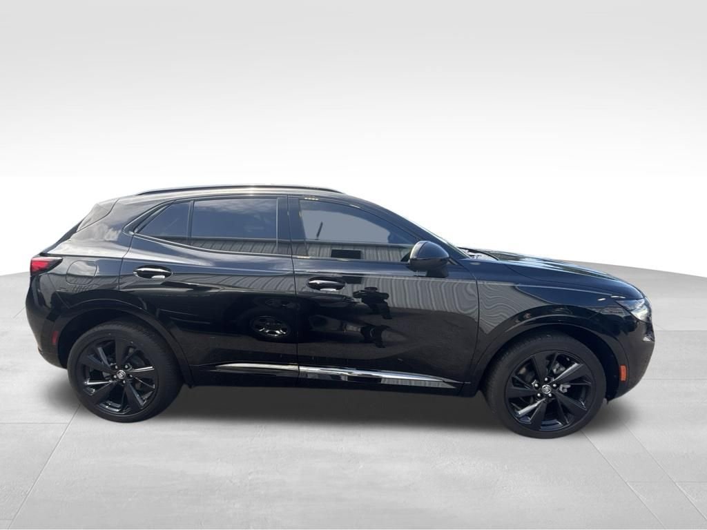 Used 2023 Black Buick Essence image 8