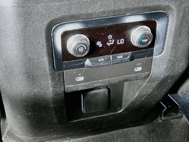 2022 GMC Yukon XL SLE - Photo 33
