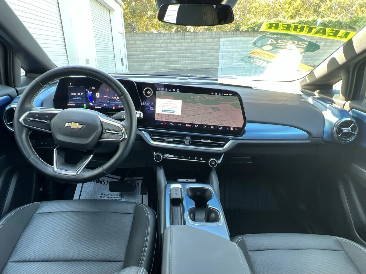 2024 Chevrolet Equinox EV LT - Photo 23