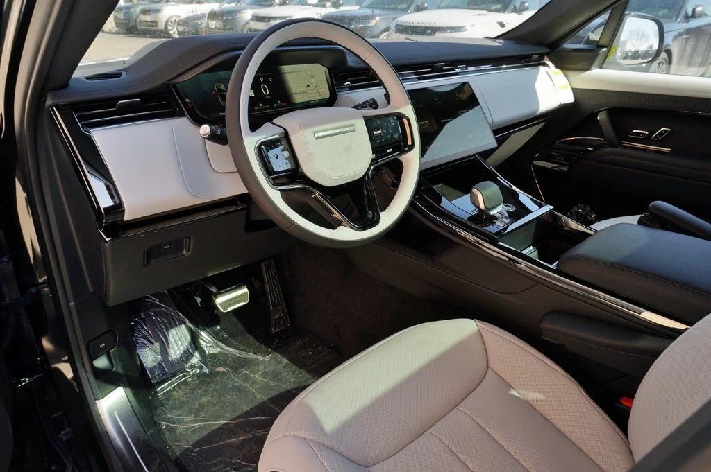 Certified Used 2026 Black Land Rover Dynamic SE image 13