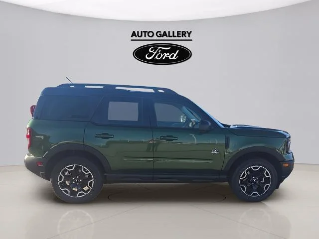 New 2025 Eruption Green Metallic Ford Outer Banks® image 30