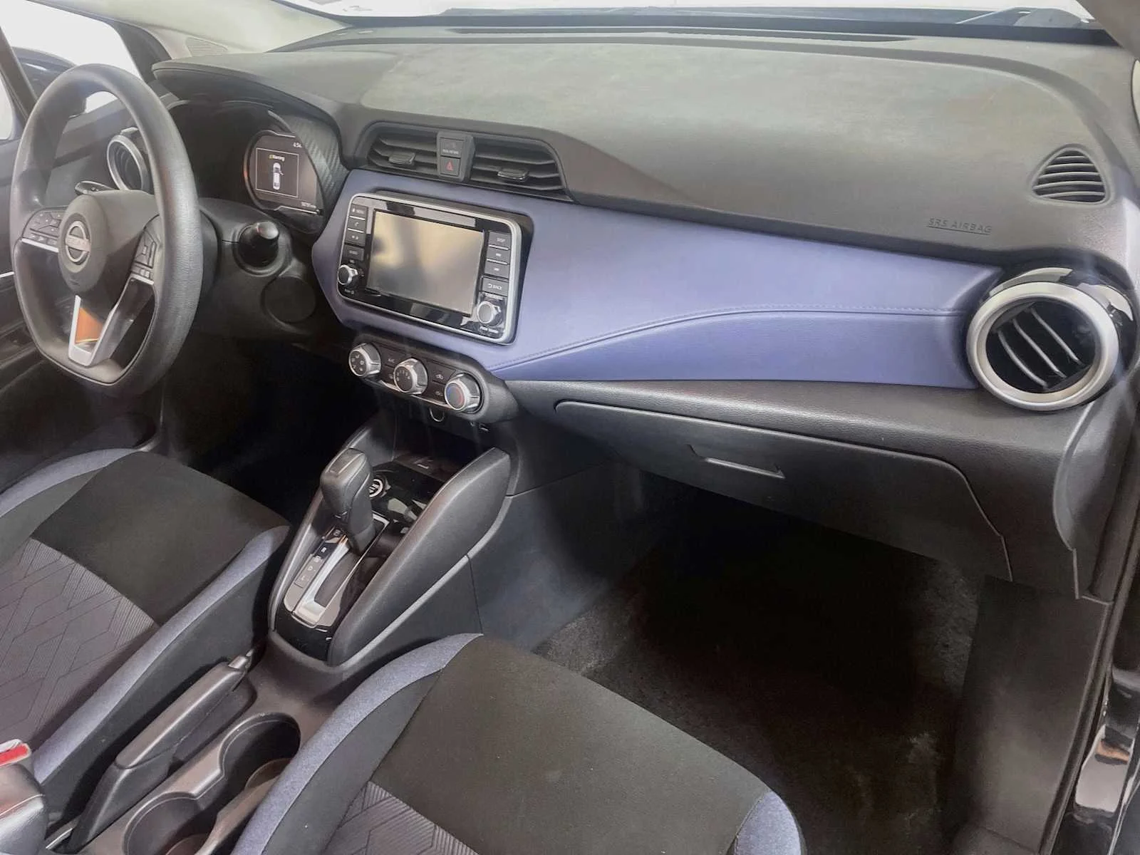 Used 2024 Super Black Nissan SV image 24