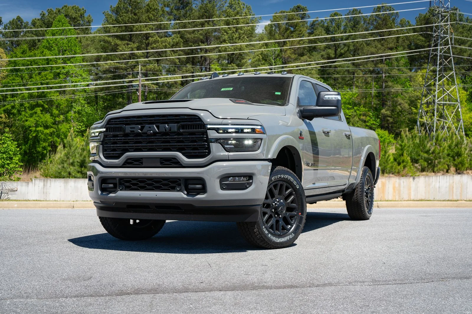 New 2026 Ceramic Gray Clear-Coat Exterior Paint RAM Limited image 2