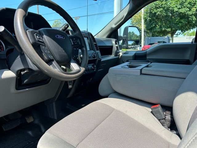 Used 2022 Blue Ford XL image 17