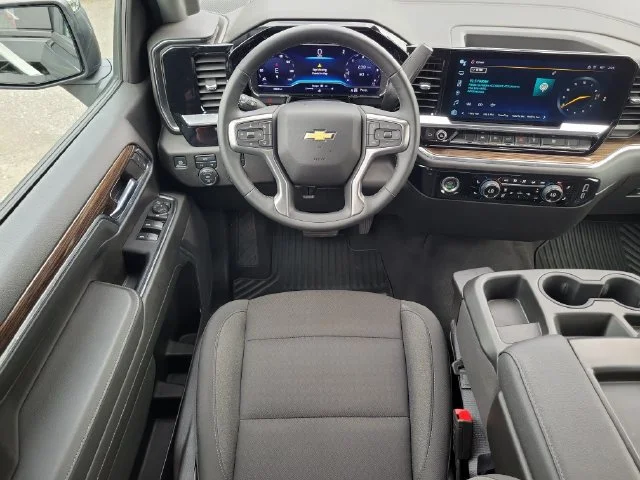 2024 Chevrolet Silverado 1500 LT - Photo 12