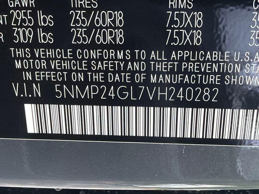 New 2027 Gray Hyundai SEL FWD image 32