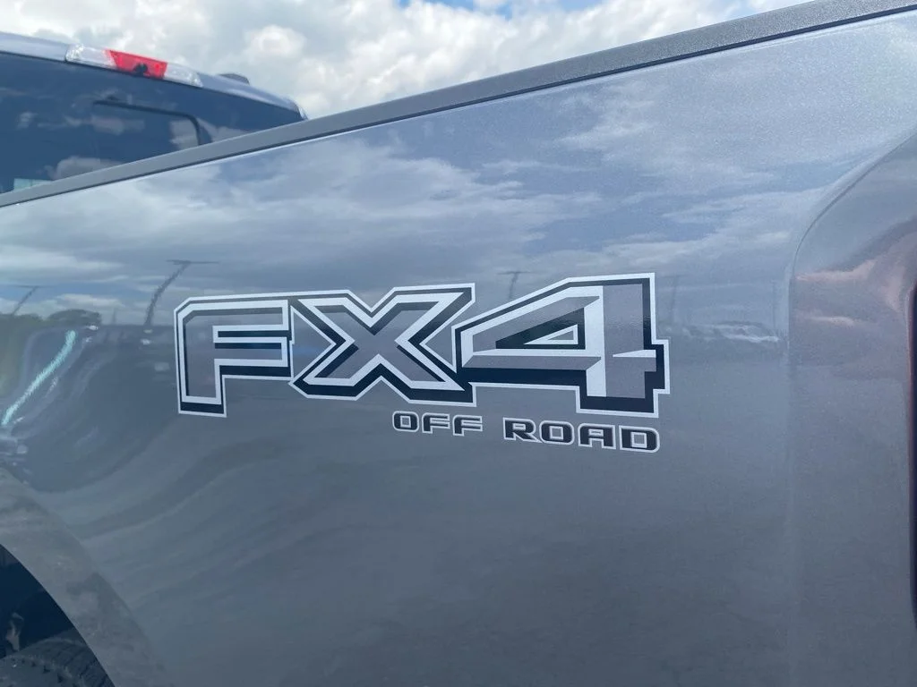 New 2026 Carbonized Gray Metallic Ford F-250® Lariat® image 43