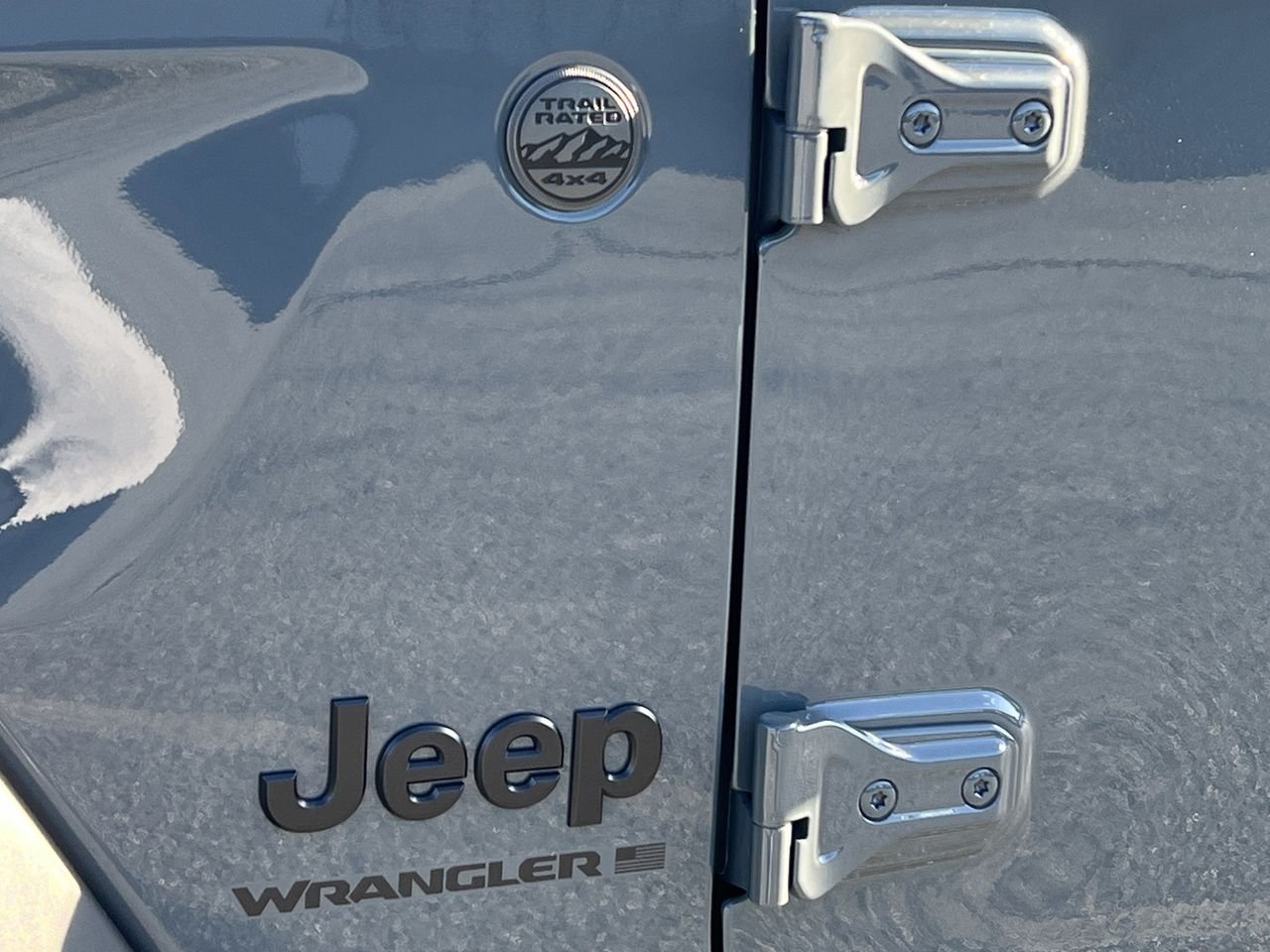 New 2026 Anvil Clear-Coat Exterior Paint Jeep Sport S image 26