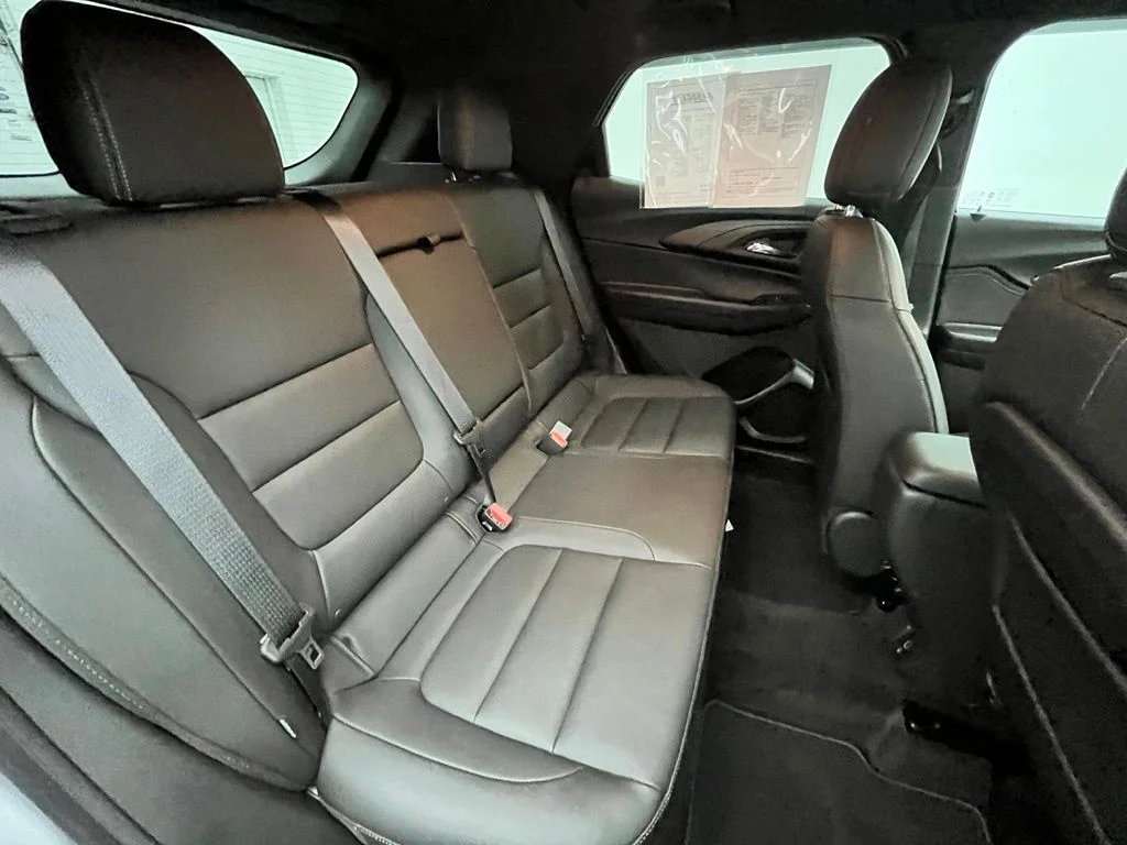 Used 2023 Gray Chevrolet ACTIV image 36