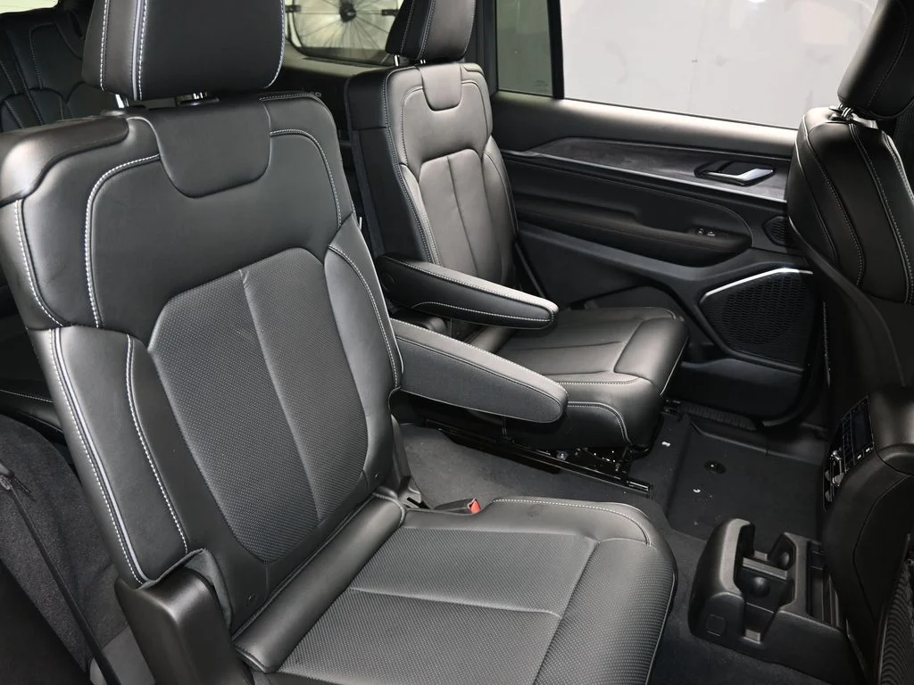 2025 Jeep Grand Cherokee L Overland - Photo 41