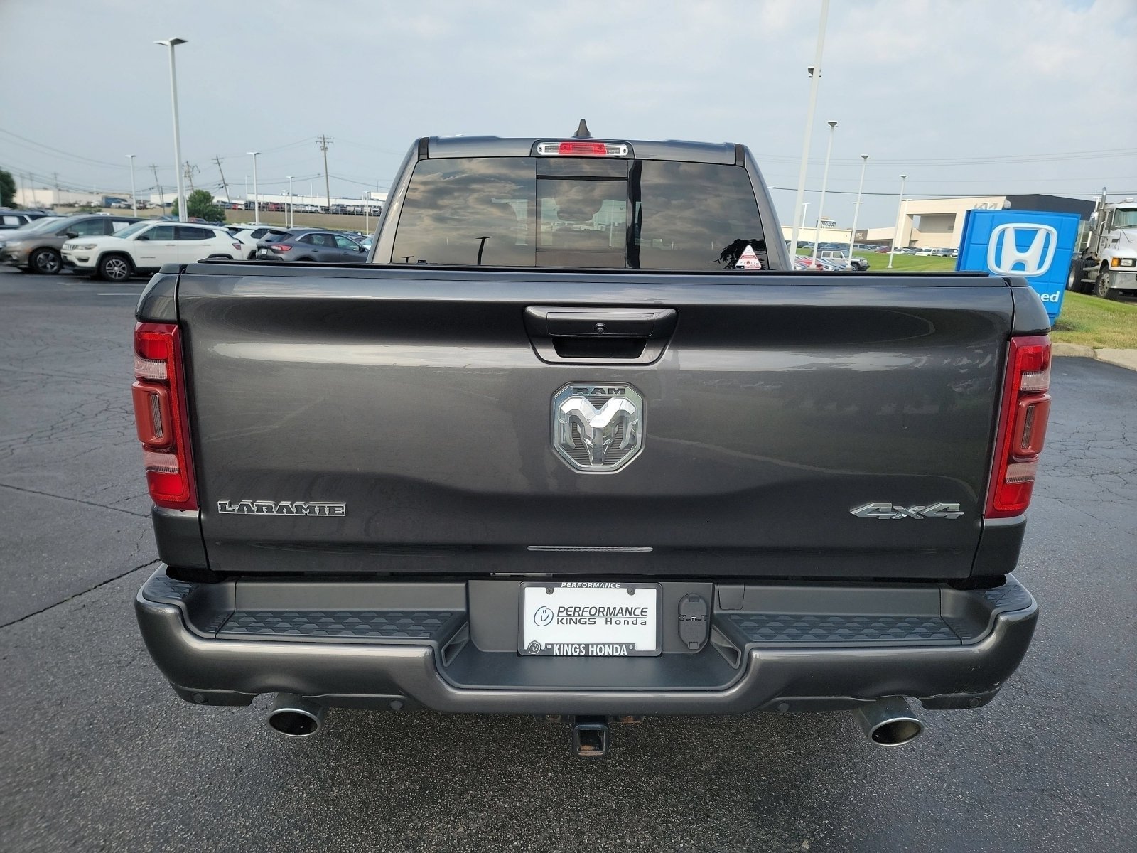 Used 2021 Granite Crystal Metallic Clearcoat Ram Laramie image 6