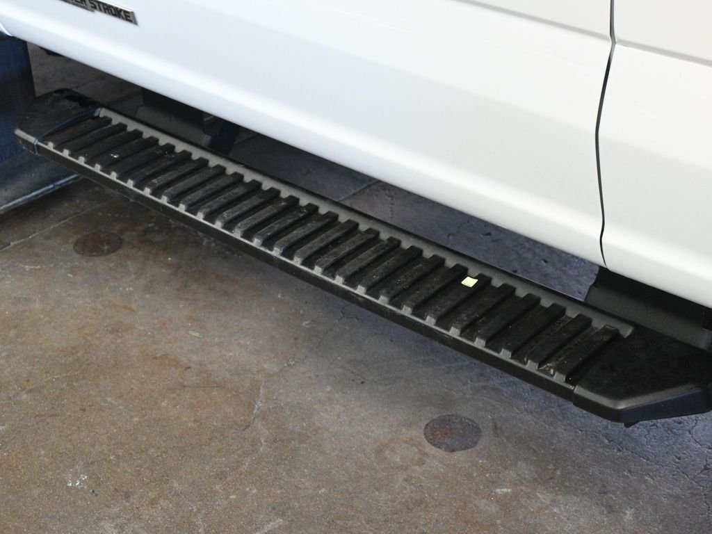 2025 Ford F-550 Super Duty Chassis Cab XL - Photo 26