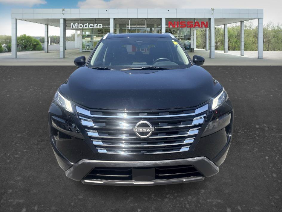 Used 2026 Super Black Nissan SV image 10