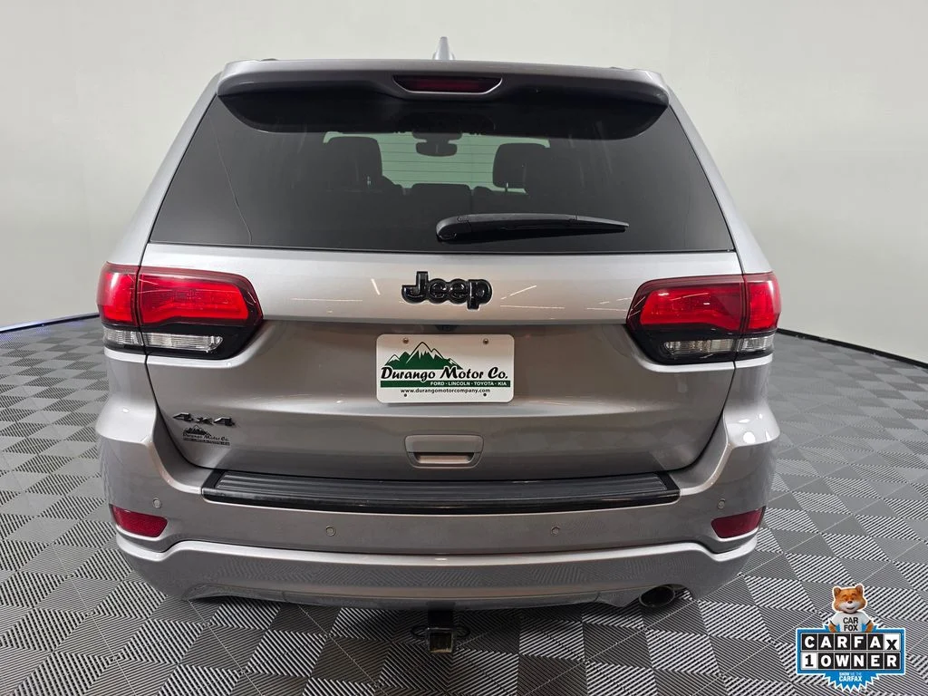 Used 2017 Silver Jeep Altitude image 8