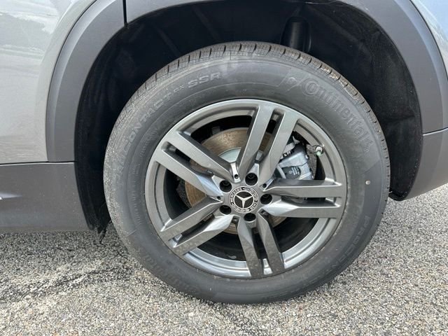 New 2026 Mountain Grey Metallic Mercedes-Benz GLB 250 image 10