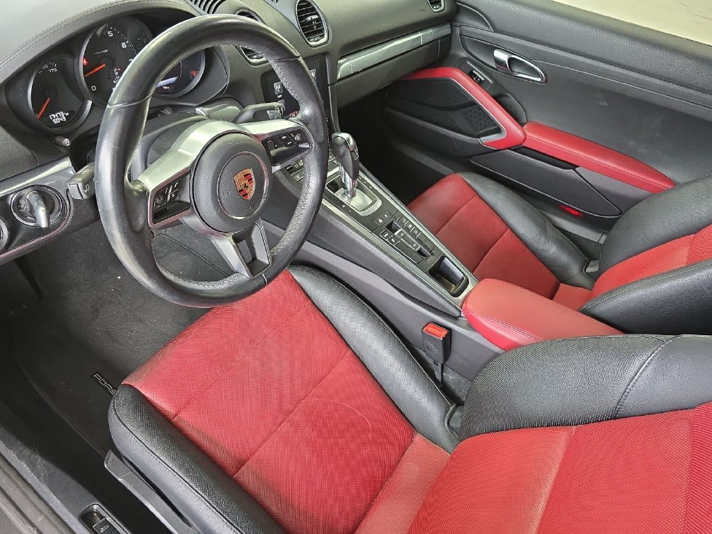Certified Used 2023 White Porsche Boxster image 4
