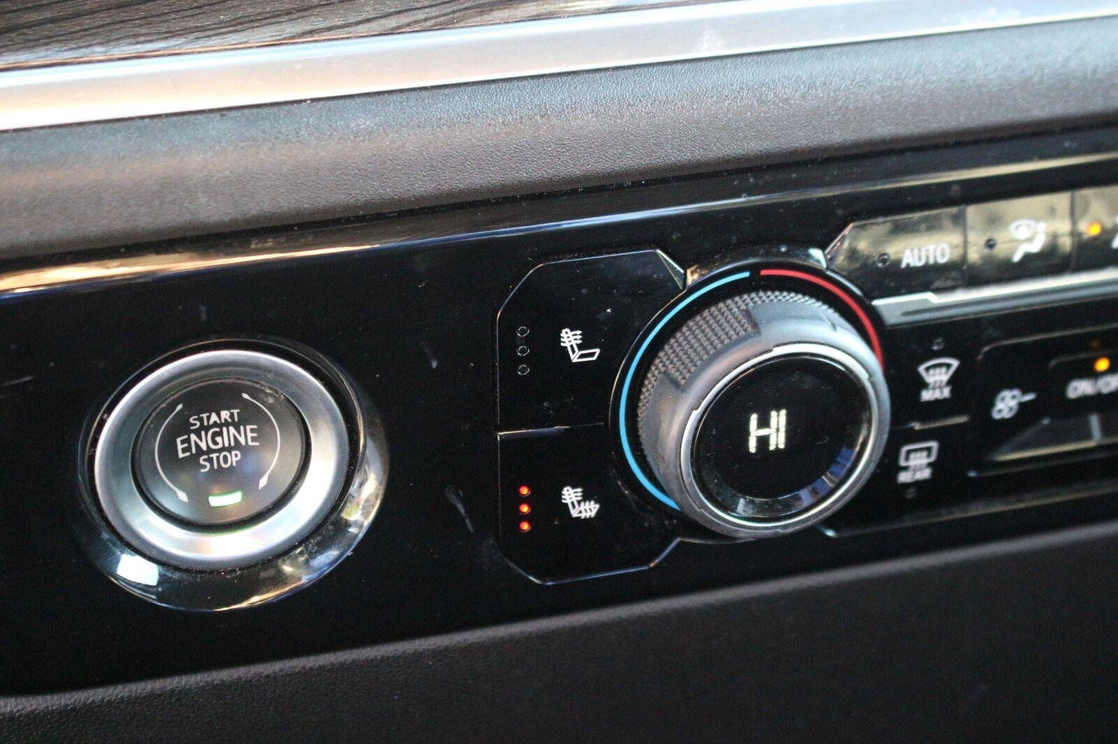 Used 2022 SUMMIT WHITE Chevrolet LT image 27