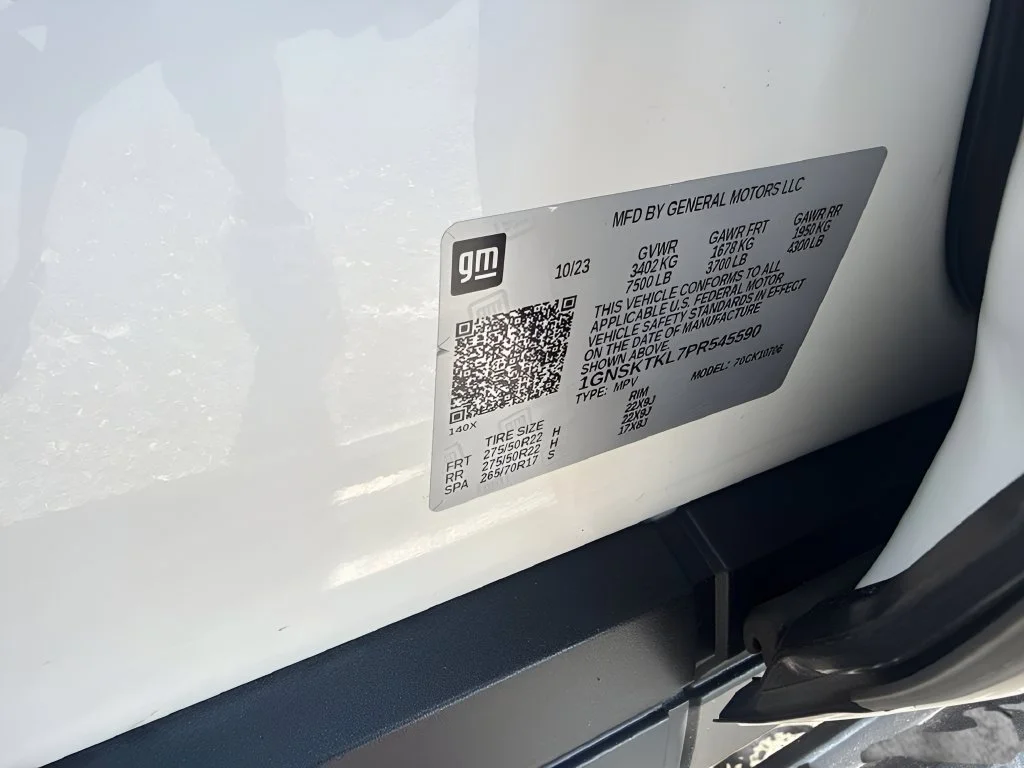Used 2023 Beige Chevrolet High Country image 34