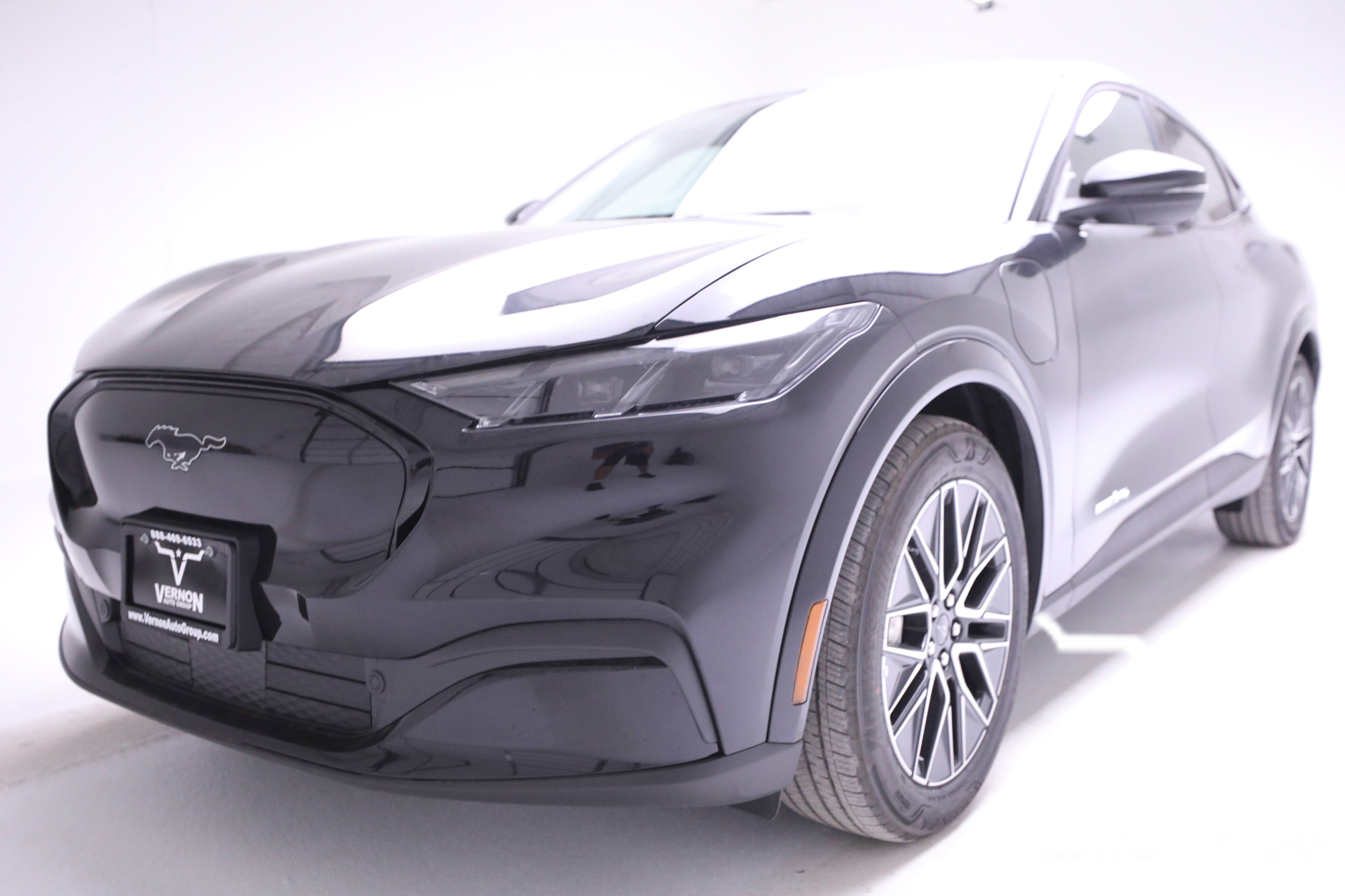 2026 Ford Mustang-Mach-e Premium's photo