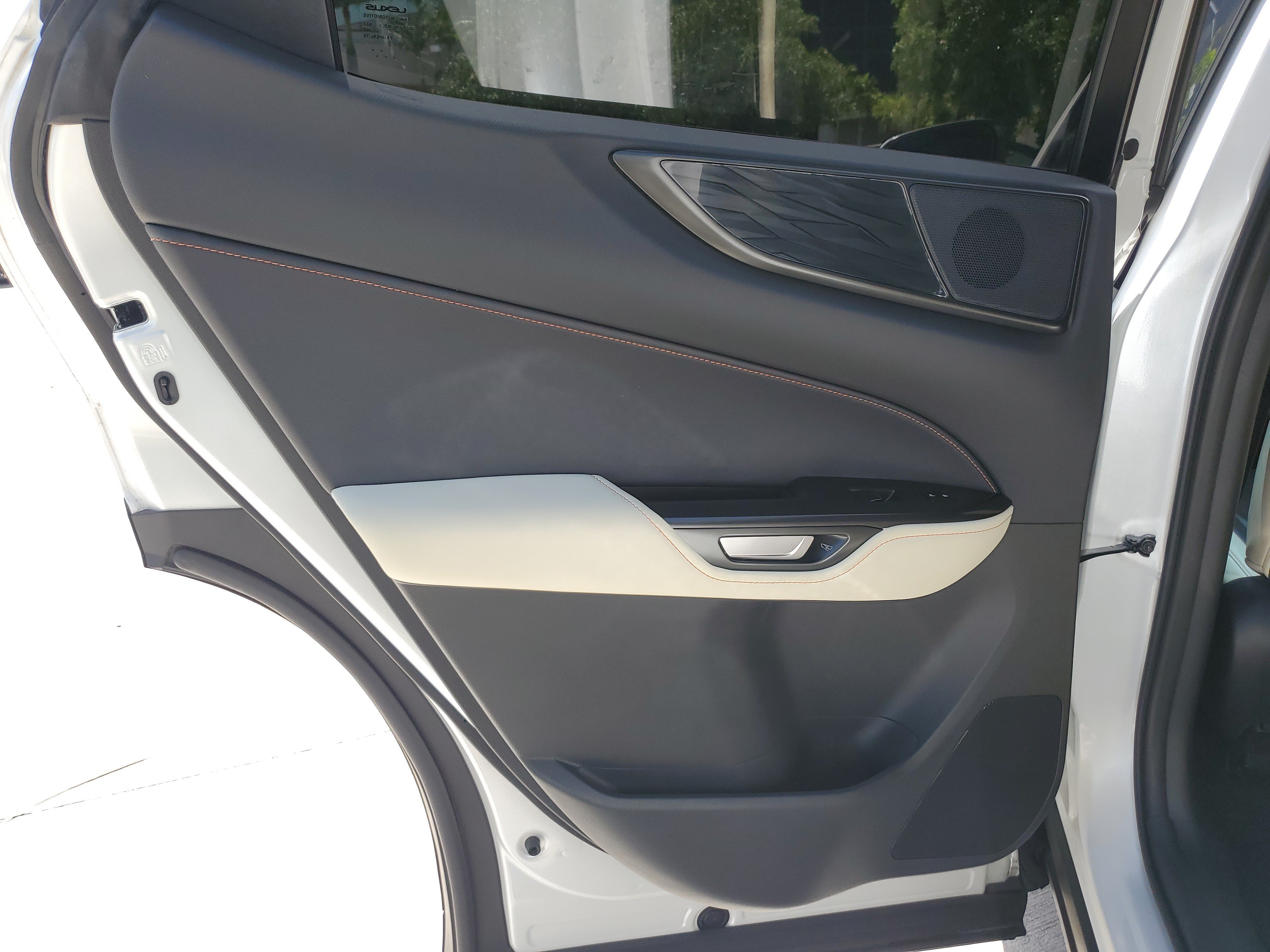 Certified Used 2023 White Pearl Lexus NX 350 Premium image 17