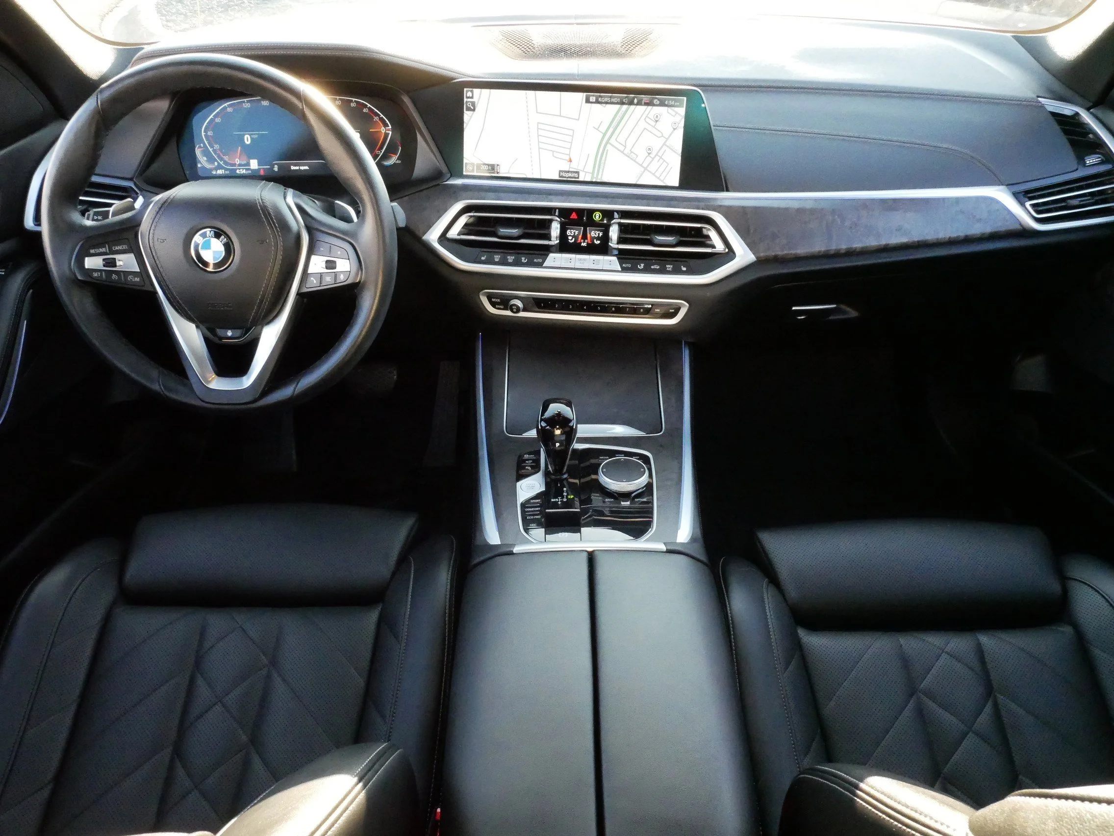 Used 2023 Alpine White BMW xDrive40i image 10