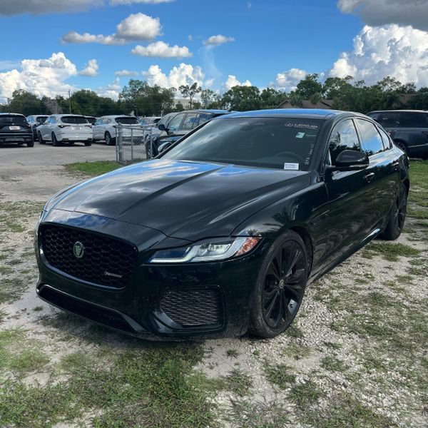 2024 Jaguar XF R-Dynamic SE