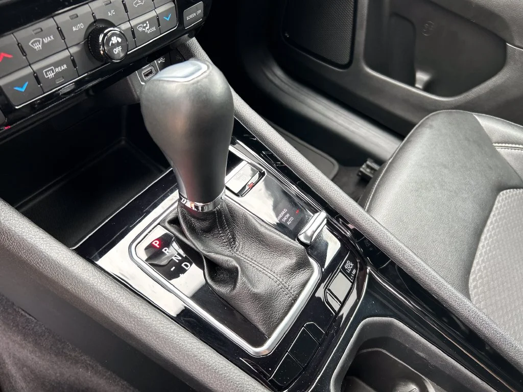 Used 2024 Black Jeep Latitude image 23