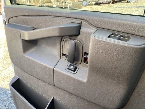 Used 2024 White Chevrolet Work Van image 10