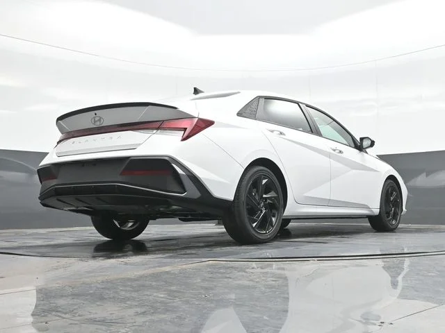 New 2026 White Hyundai SEL Sport image 26