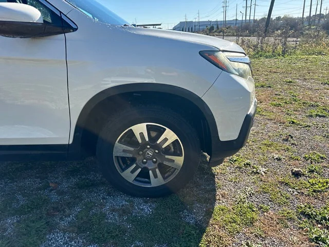 Used 2019 White Honda RTL-E image 19