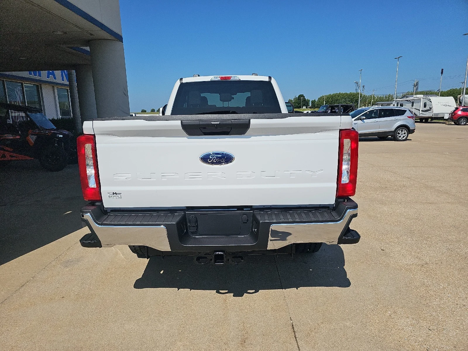 New 2026 Oxford White Ford F-250® XLT image 14