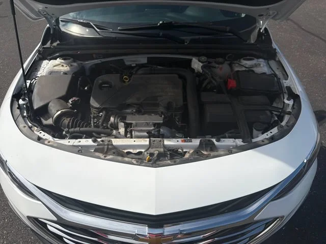 Used 2025 Summit White Chevrolet 1LT image 27
