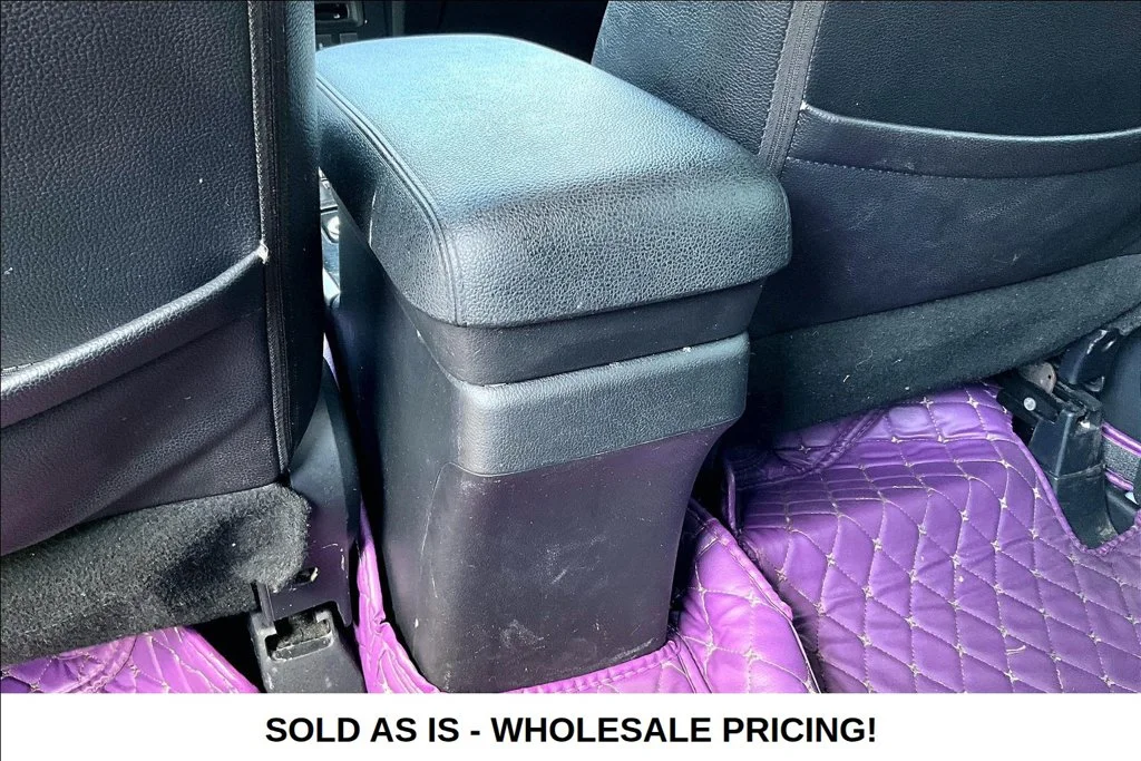 Used 2017  Mitsubishi  image 10