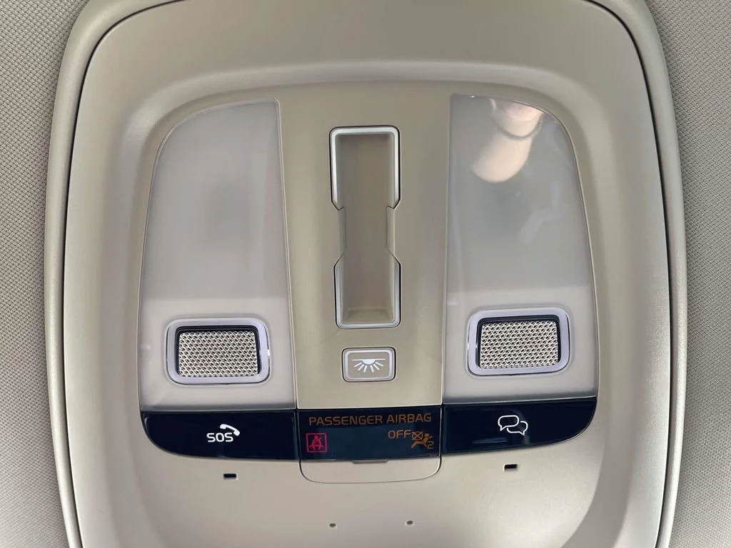 Used 2025 Crystal White Metallic Volvo Plus image 23