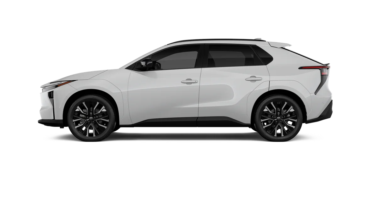 New 2026 Wind Chill Pearl Toyota Limited image 4