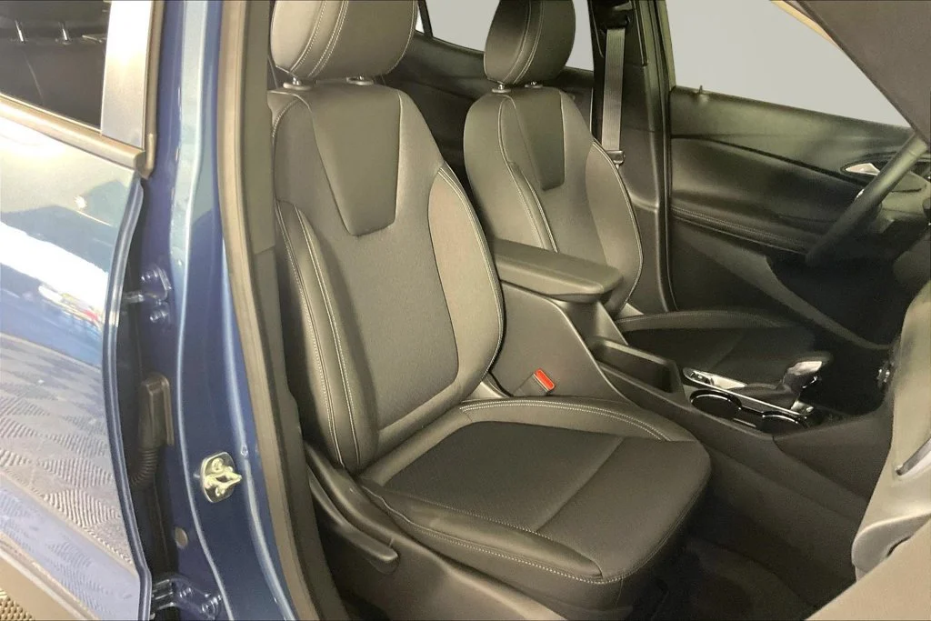 New 2026 Ocean Blue Metallic Buick Preferred image 12