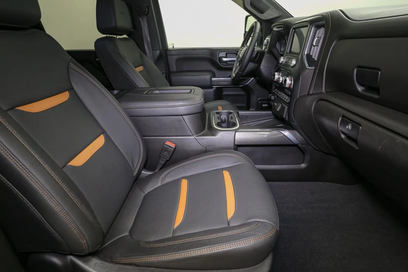 Used 2021 Brownstone Metallic GMC AT4 image 20