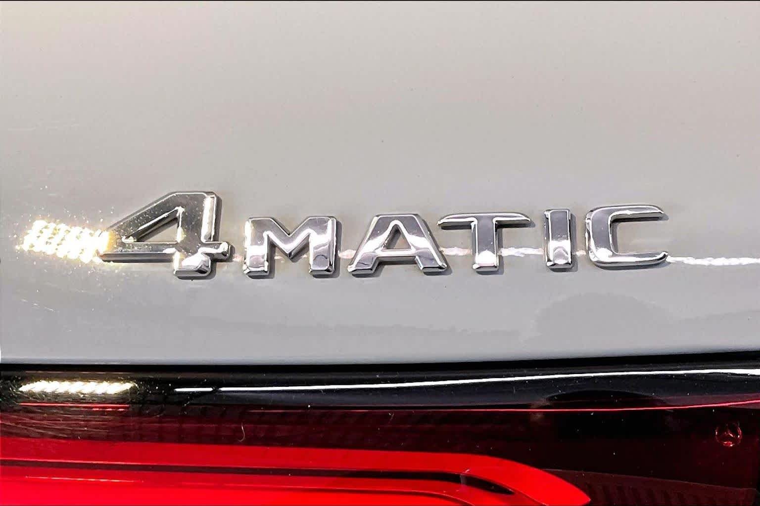 Used 2025 MANUFAKTUR Alpine Grey Mercedes-Benz GLC 300 image 10