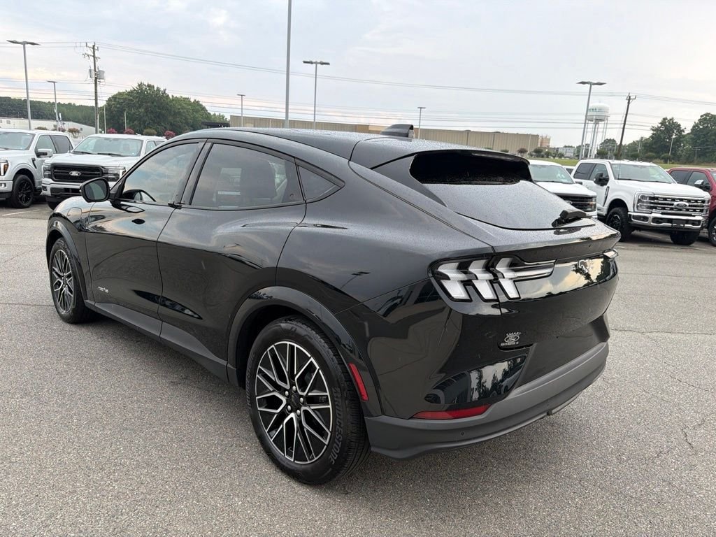 Used 2025 Shadow Black Ford Premium image 6
